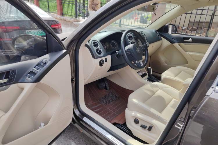 Used Volkswagen Tiguan 2013 1.8TSI Automatic Two-Wheel Drive Luxury Model Driver Seat