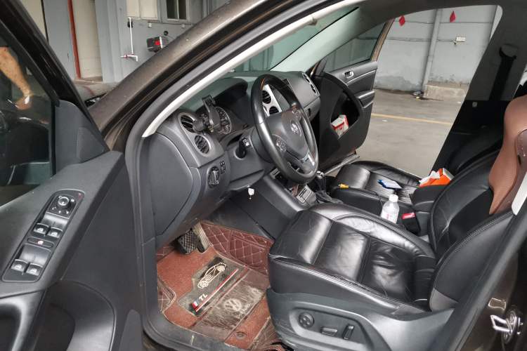 Used Volkswagen Tiguan 2013 1.8 TSI Automatic Two-Wheel Drive Comfort Edition Driver Seat