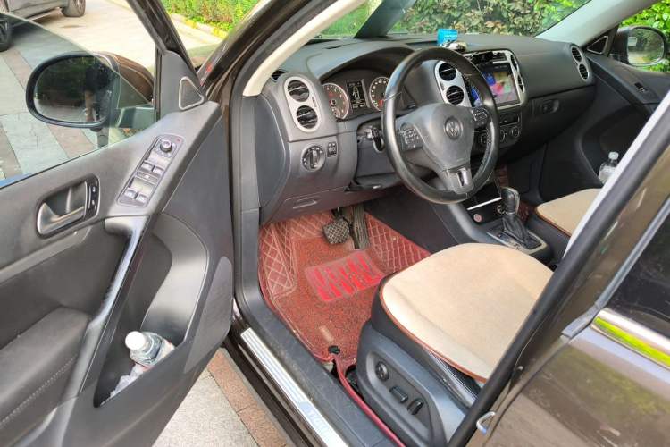 Used Volkswagen Tiguan 2013 1.8 TSI Automatic Two-Wheel Drive Comfort Edition Driver Seat