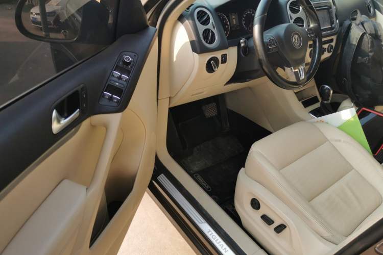 Used Volkswagen Tiguan 2013 1.8TSI Automatic Two-Wheel Drive Luxury Model Driver Seat