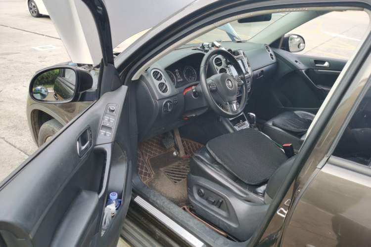 Used Volkswagen Tiguan 2013 1.8 TSI Automatic Two-Wheel Drive Comfort Edition Driver Seat