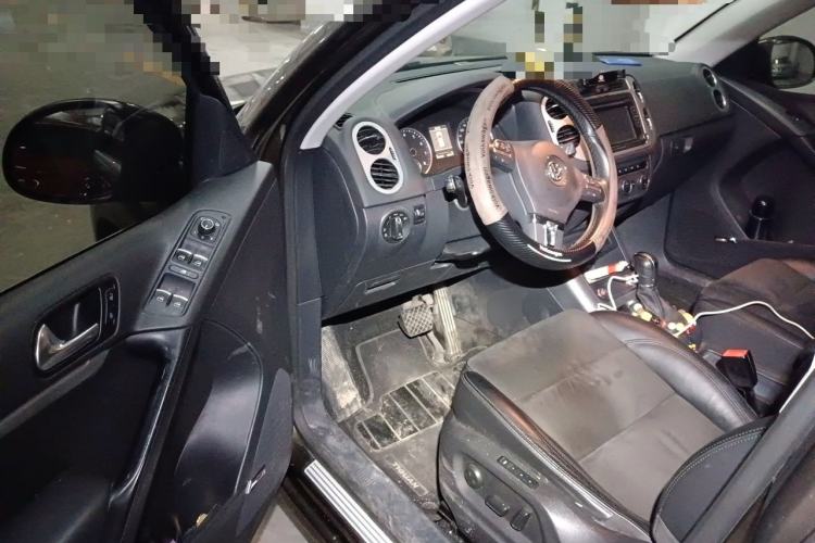 Used Volkswagen Tiguan 2013 2.0 TSI Automatic All-Wheel-Drive Flagship Edition Driver Seat