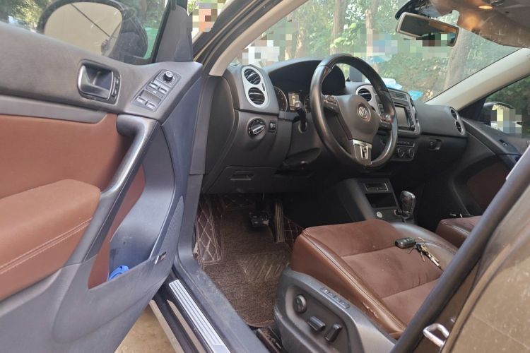 Used Volkswagen Tiguan 2013 2.0 TSI Automatic All-Wheel-Drive Flagship Edition Driver Seat