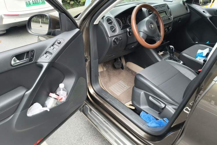 Used Volkswagen Tiguan 2013 1.8TSI Automatic Two-Wheel Drive Trend Edition Driver Seat