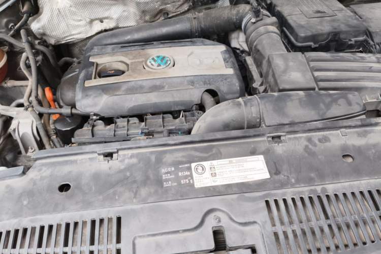 Used Volkswagen Tiguan 2013 1.8TSI Automatic Two-Wheel Drive Luxury Model Engine Bay