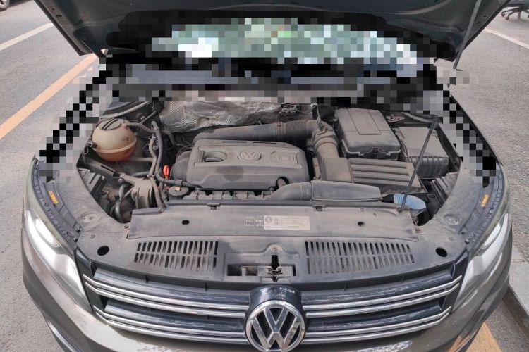 Used Volkswagen Tiguan 2013 1.8 TSI Automatic All-Wheel Drive Luxury Model Engine Bay