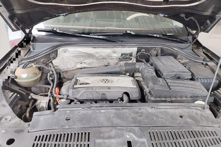 Used Volkswagen Tiguan 2013 1.8 TSI Automatic Two-Wheel Drive Comfort Edition Engine Bay