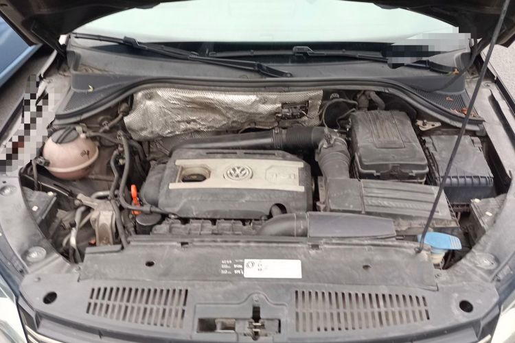 Used Volkswagen Tiguan 2013 1.8TSI Automatic Two-Wheel Drive Luxury Model Engine Bay