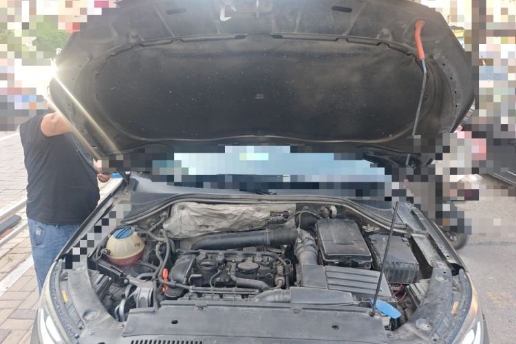 Used Volkswagen Tiguan 2013 1.8 TSI Automatic Two-Wheel Drive Comfort Edition Engine Bay