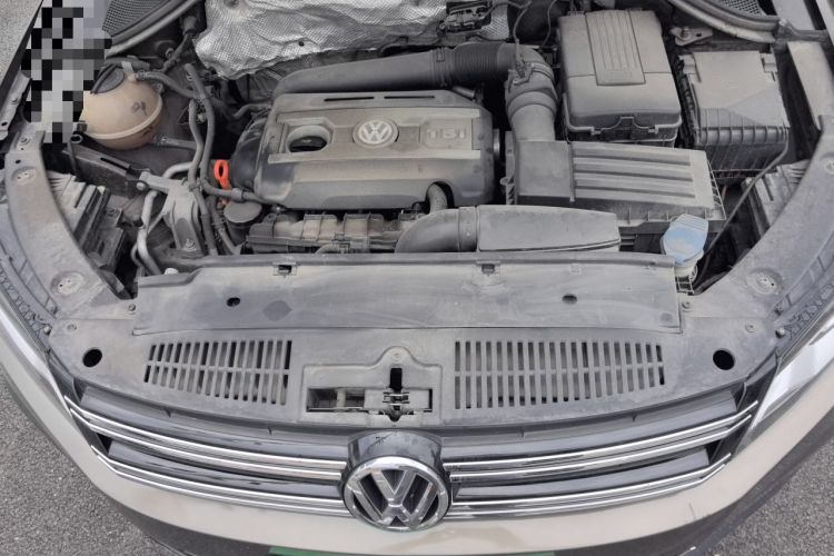 Used Volkswagen Tiguan 2013 1.8TSI Automatic All-Wheel-Drive Comfort Edition Engine Bay