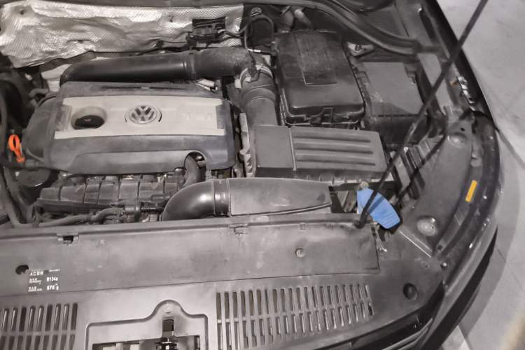 Used Volkswagen Tiguan 2013 1.8TSI Automatic Two-Wheel Drive Luxury Model Engine Bay Left