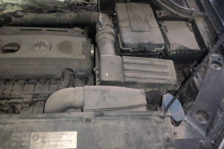 Used Volkswagen Tiguan 2013 1.8TSI Automatic Two-Wheel Drive Luxury Model Engine Bay Left