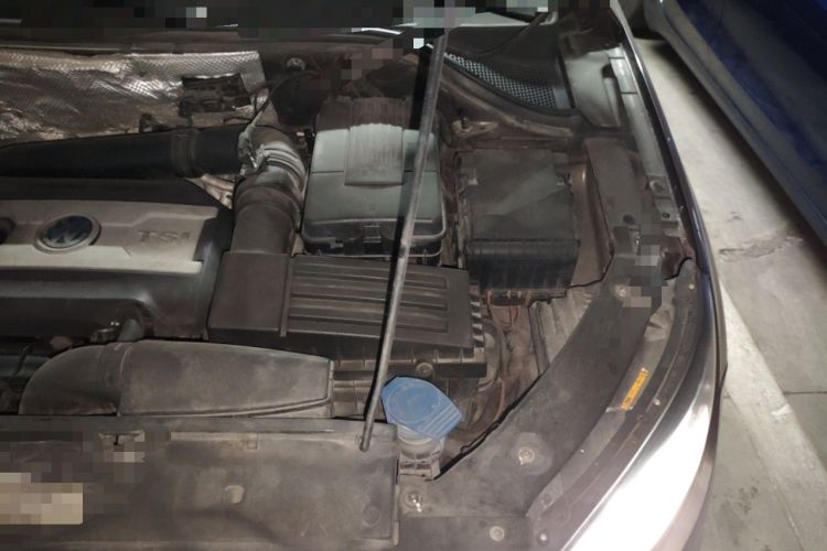 Used Volkswagen Tiguan 2013 1.8TSI Automatic Two-Wheel Drive Luxury Model Engine Bay Left