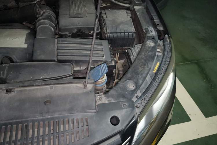 Used Volkswagen Tiguan 2013 1.8TSI Automatic Two-Wheel Drive Luxury Model Engine Bay Left