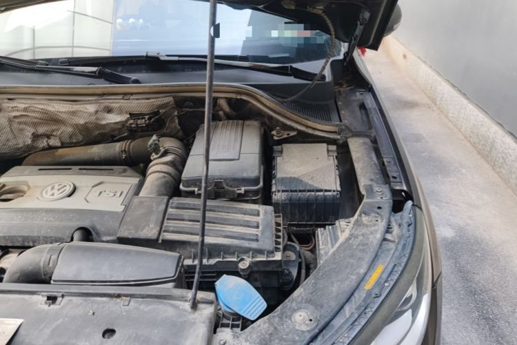 Used Volkswagen Tiguan 2013 1.8TSI Automatic Two-Wheel Drive Trend Edition Engine Bay Left