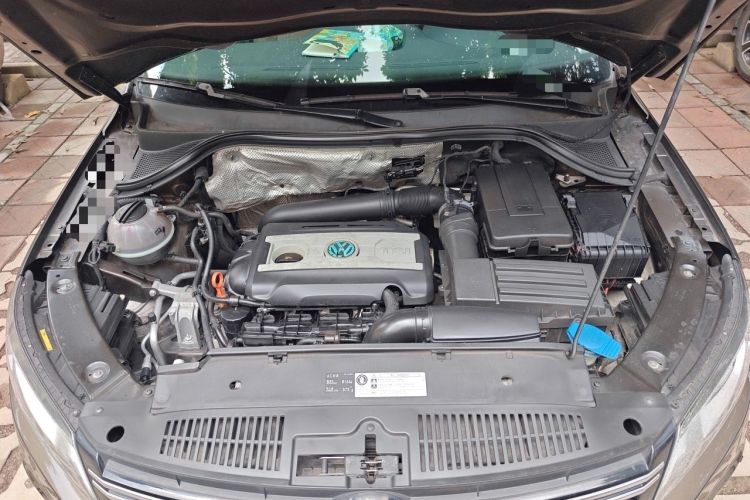 Used Volkswagen Tiguan 2013 1.8TSI Automatic Two-Wheel Drive Luxury Model Engine Bay