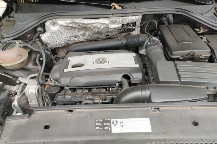 Used Volkswagen Tiguan 2013 1.8 TSI Automatic Two-Wheel Drive Comfort Edition Engine Bay