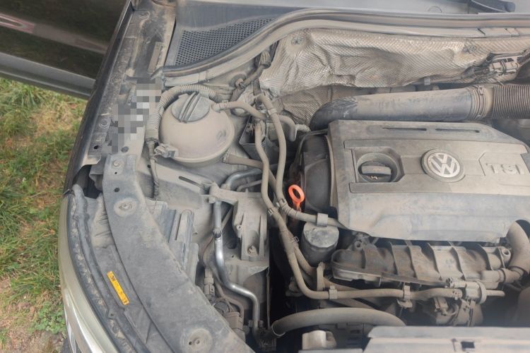 Used Volkswagen Tiguan 2013 1.8 TSI Automatic Two-Wheel Drive Comfort Edition Engine Bay Right