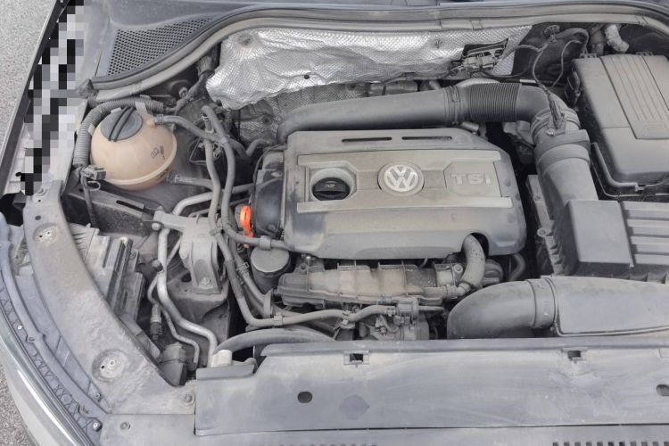Used Volkswagen Tiguan 2013 1.8TSI Automatic All-Wheel-Drive Comfort Edition Engine Bay Right