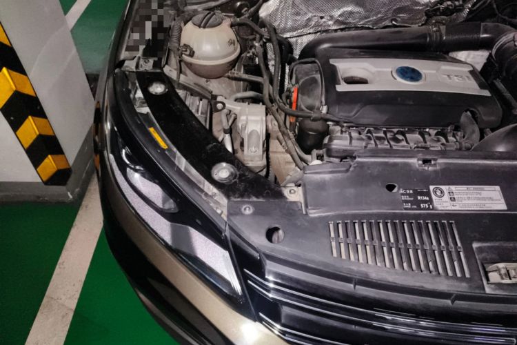 Used Volkswagen Tiguan 2013 1.8TSI Automatic Two-Wheel Drive Trend Edition Engine Bay Right