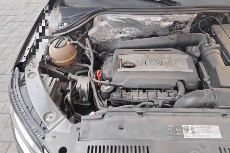 Used Volkswagen Tiguan 2013 1.8TSI Automatic Two-Wheel Drive Luxury Model Engine Bay Right