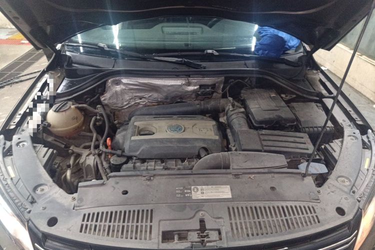 Used Volkswagen Tiguan 2013 1.8TSI Automatic All-Wheel-Drive Comfort Edition Engine Bay