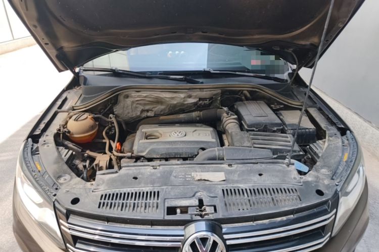 Used Volkswagen Tiguan 2013 1.8TSI Automatic Two-Wheel Drive Trend Edition Engine Bay