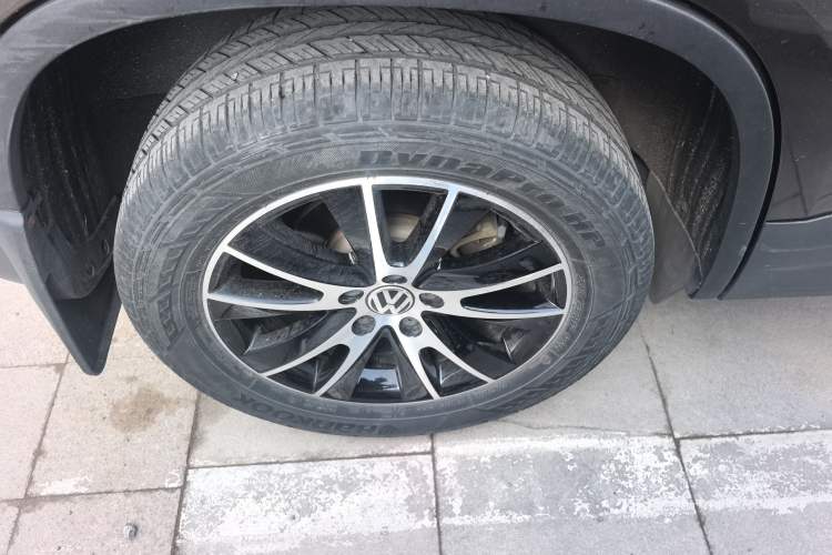 Used Volkswagen Tiguan 2013 1.8TSI Automatic Two-Wheel Drive Luxury Model Exterior 3