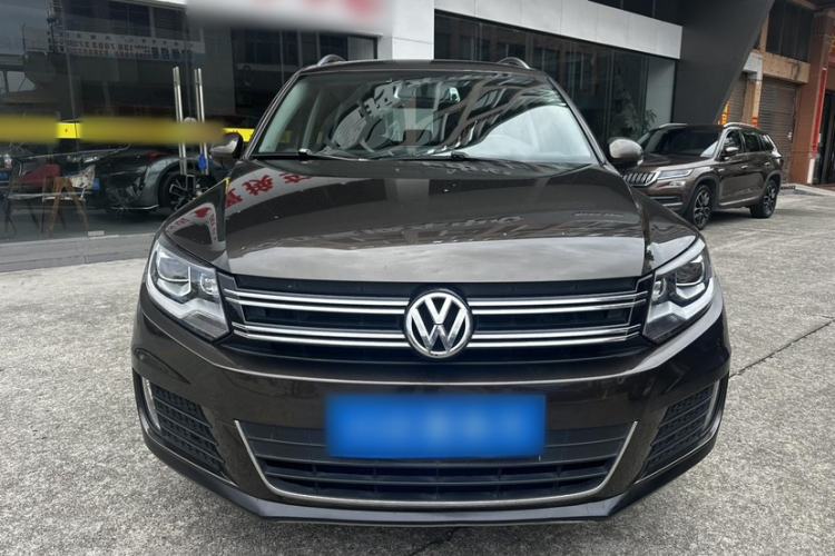 Used Volkswagen Tiguan 2013 1.8 TSI Automatic All-Wheel Drive Luxury Model Exterior 3
