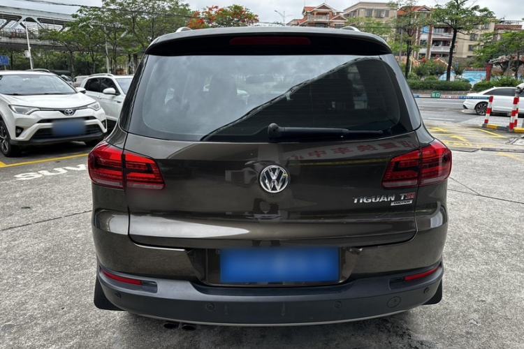 Used Volkswagen Tiguan 2013 1.8 TSI Automatic All-Wheel Drive Luxury Model Exterior 6