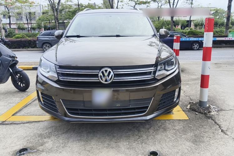 Used Volkswagen Tiguan 2013 1.8 TSI Automatic All-Wheel Drive Luxury Model Front