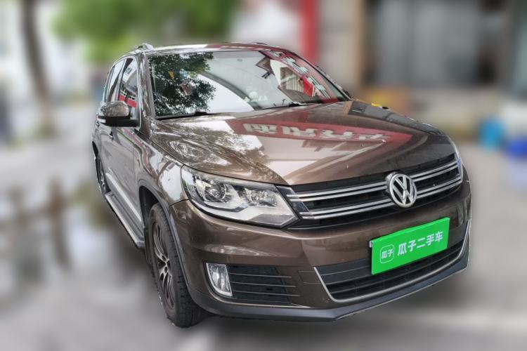 Used Volkswagen Tiguan 2013 1.8TSI Automatic Two-Wheel Drive Luxury Model Front Right 45 Deg