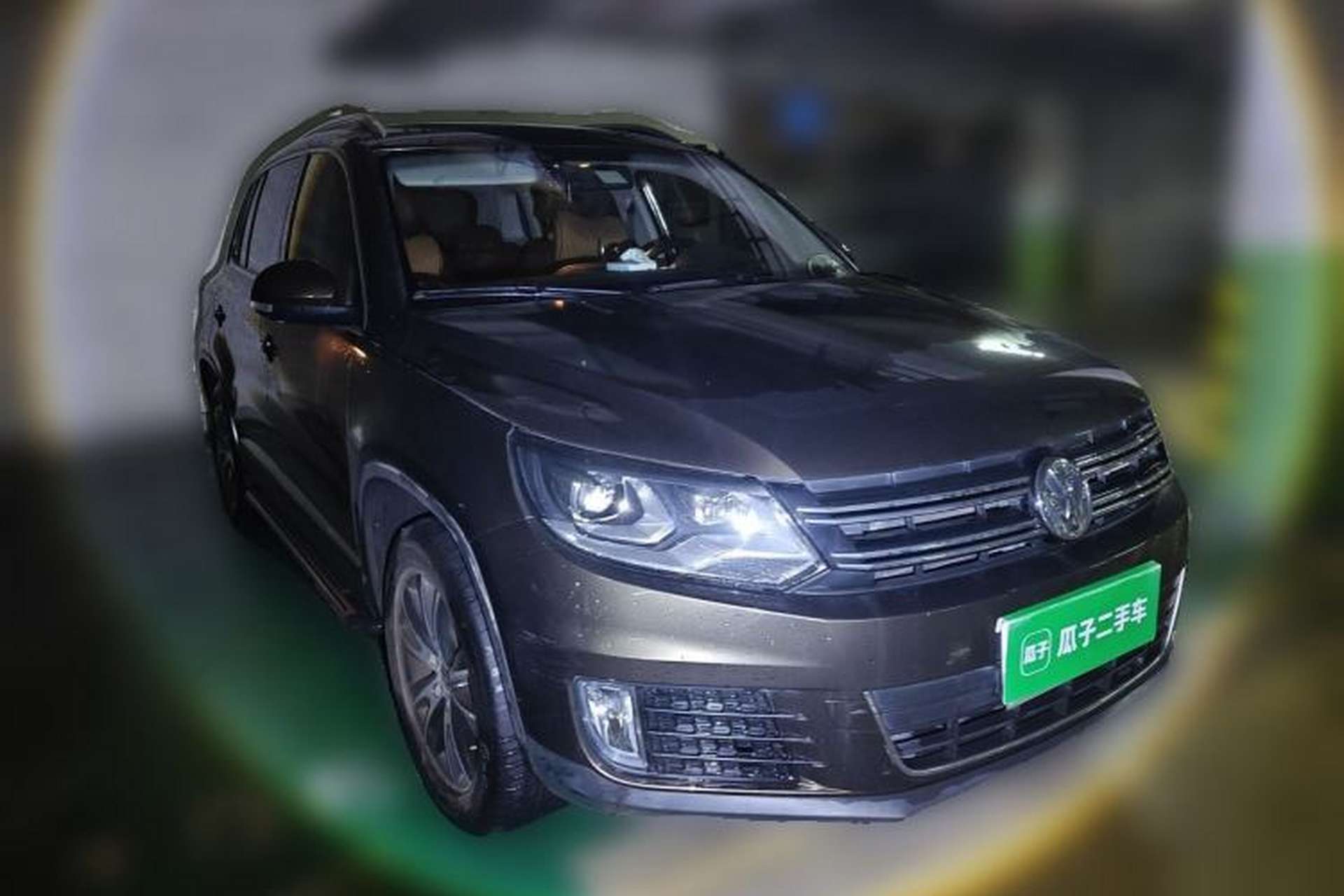 Used Volkswagen Tiguan 2013 2.0 TSI Automatic All-Wheel Drive Luxury Edition Front Right 45 Deg
