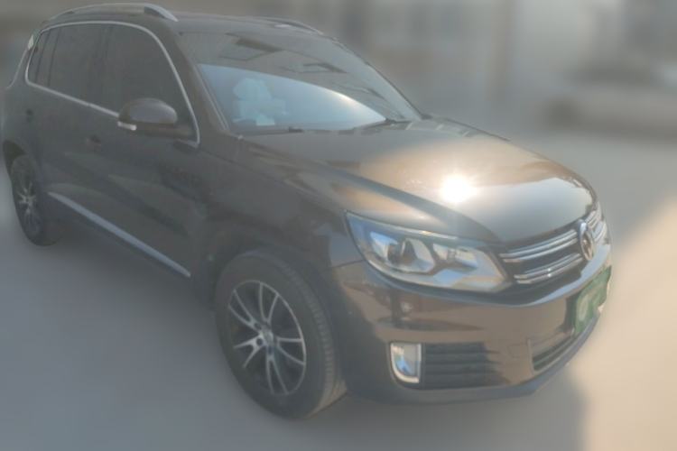 Used Volkswagen Tiguan 2013 1.8TSI Automatic Two-Wheel Drive Luxury Model Front Right 45 Deg