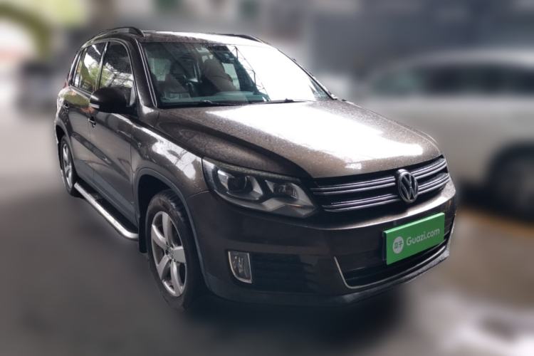 Used Volkswagen Tiguan 2013 1.8 TSI Automatic Two-Wheel Drive Comfort Edition Front Right 45 Deg
