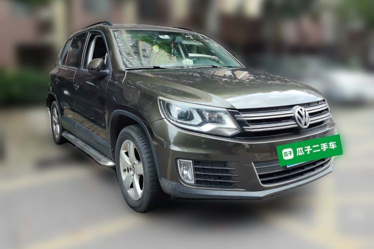 Used Volkswagen Tiguan 2013 1.8 TSI Automatic Two-Wheel Drive Comfort Edition Front Right 45 Deg
