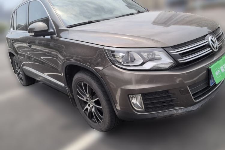 Used Volkswagen Tiguan 2013 1.8TSI Automatic All-Wheel-Drive Comfort Edition Front Right 45 Deg