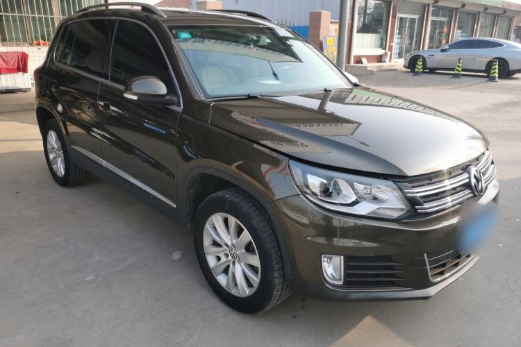 Used Volkswagen Tiguan 2013 1.8TSI Automatic Two-Wheel Drive Luxury Model Front Right 45 Deg