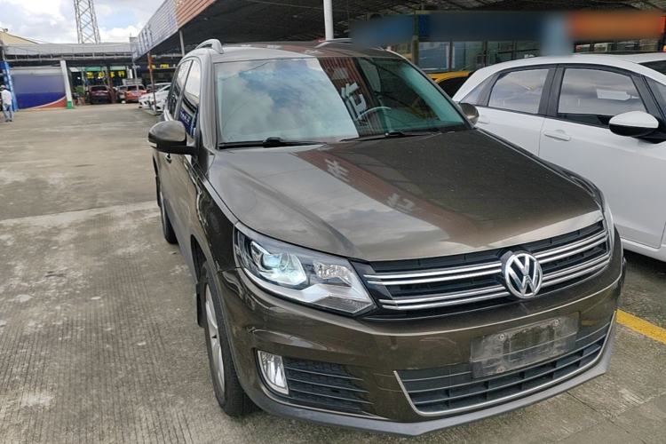 Used Volkswagen Tiguan 2013 1.8 TSI Automatic Two-Wheel Drive Comfort Edition Front Right 45 Deg