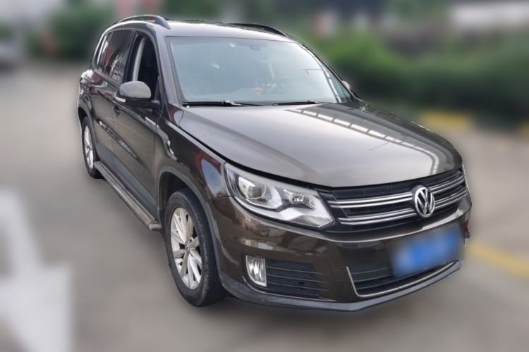 Used Volkswagen Tiguan 2013 1.8 TSI Automatic Two-Wheel Drive Comfort Edition Front Right 45 Deg