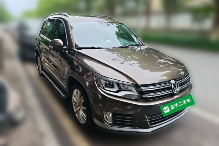 Used Volkswagen Tiguan 2013 2.0 TSI Automatic All-Wheel-Drive Flagship Edition Front Right 45 Deg