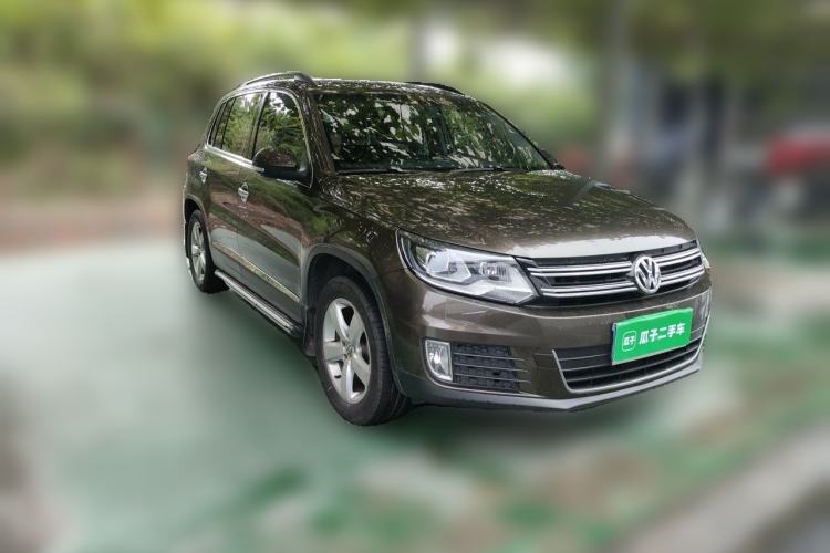 Used Volkswagen Tiguan 2013 1.8 TSI Automatic Two-Wheel Drive Comfort Edition Front Right 45 Deg