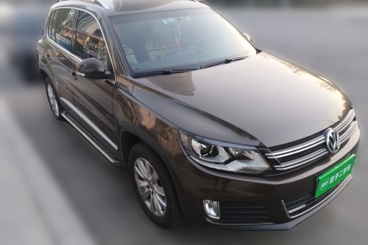 Used Volkswagen Tiguan 2013 1.8TSI Automatic Two-Wheel Drive Luxury Model Front Right 45 Deg