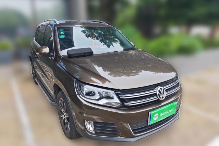 Used Volkswagen Tiguan 2013 1.8TSI Automatic Two-Wheel Drive Luxury Model Front Right 45 Deg