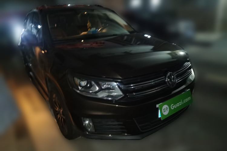 Used Volkswagen Tiguan 2013 1.8TSI Automatic Two-Wheel Drive Luxury Model Front Right 45 Deg
