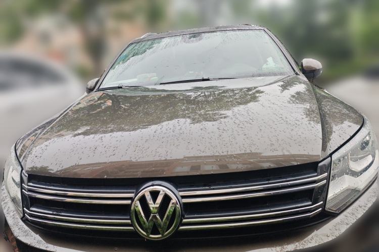 Used Volkswagen Tiguan 2013 2.0 TSI Automatic All-Wheel-Drive Flagship Edition Front