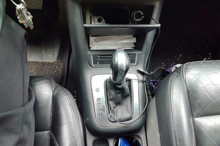 Used Volkswagen Tiguan 2013 1.8 TSI Automatic Two-Wheel Drive Comfort Edition Gear Lever
