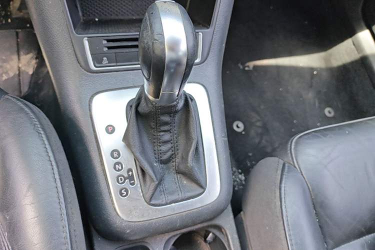 Used Volkswagen Tiguan 2013 1.8 TSI Automatic Two-Wheel Drive Comfort Edition Gear Lever