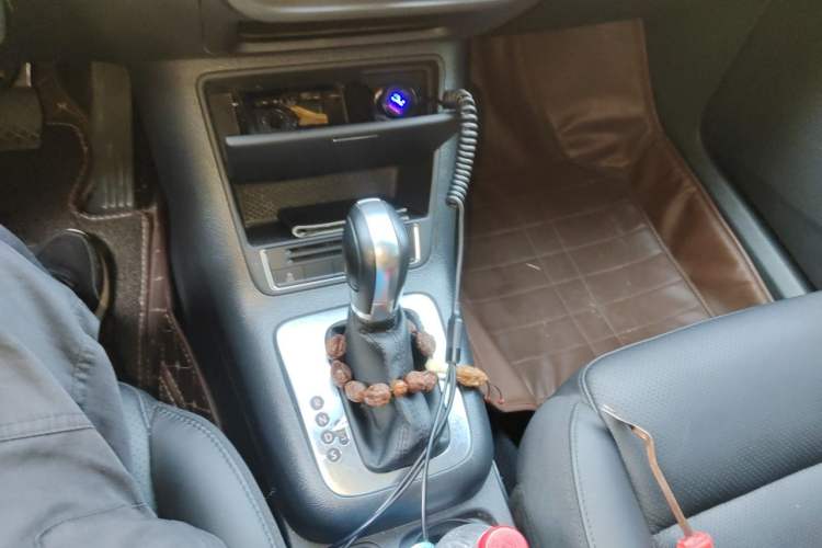 Used Volkswagen Tiguan 2013 1.8TSI Automatic Two-Wheel Drive Luxury Model Gear Lever