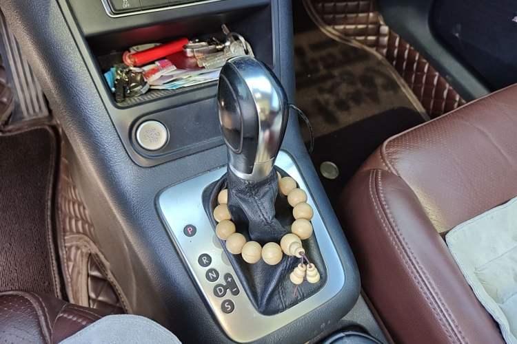 Used Volkswagen Tiguan 2013 1.8TSI Automatic Two-Wheel Drive Luxury Model Gear Lever